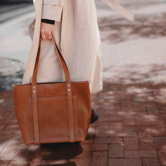 Durable Leather Travel Hat Tote - Ideal for weekend getaways, compatible with luggage for efficient travel.