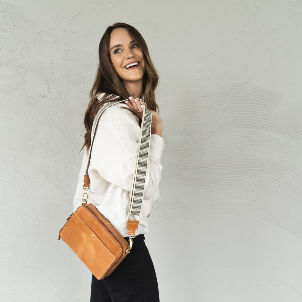 Artisan-crafted leather bag for women – Nomad Crossbody