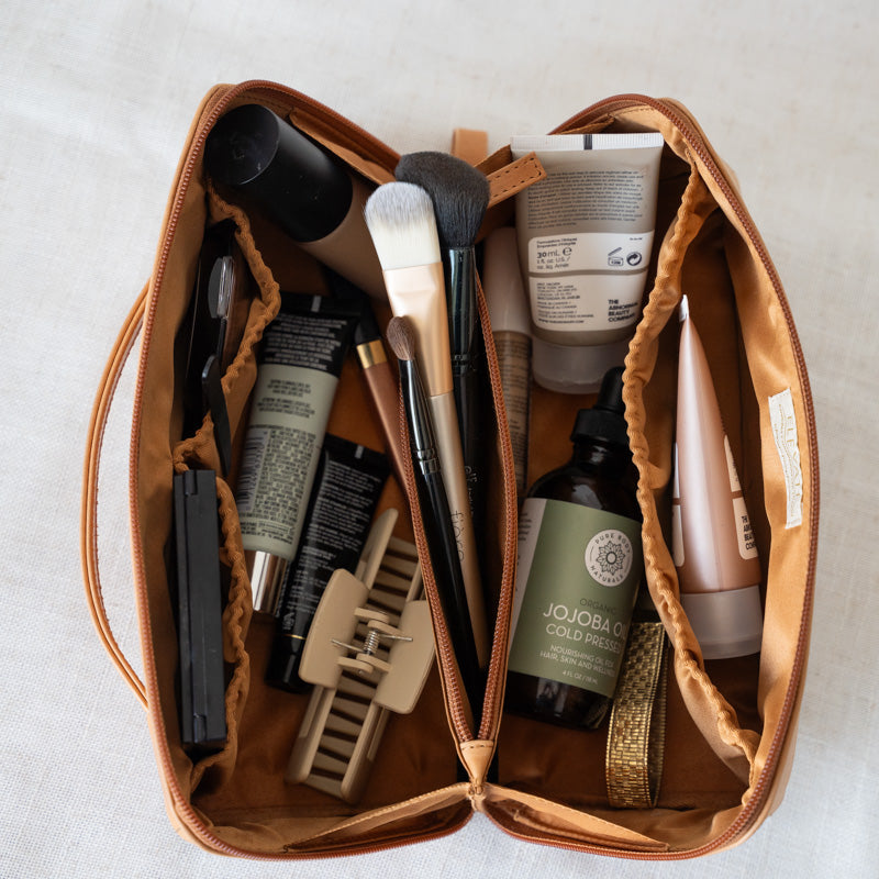 great travel makeup bags RIES The Essential Vanity Bag The built Hudson + Bleecker Jetsetter Train